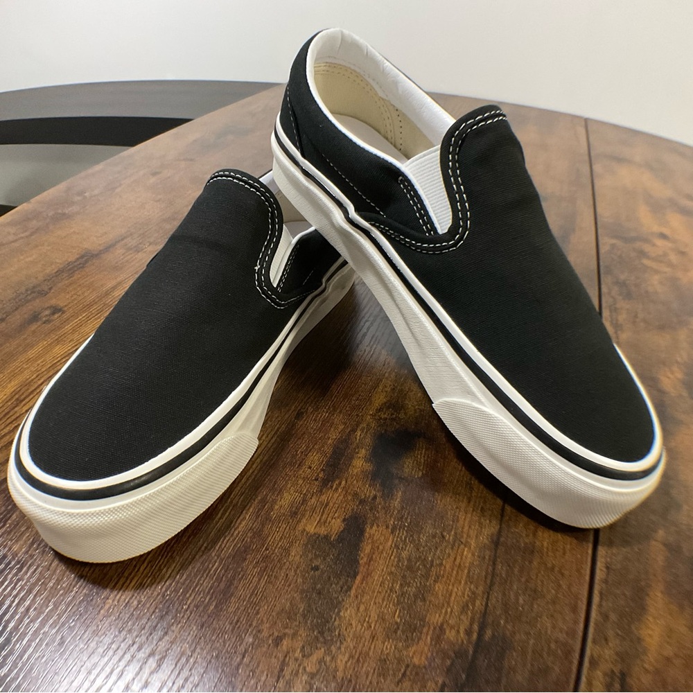 New!!! Vans - Unisex Classic Slip-On 98 DX Anaheim Shoes